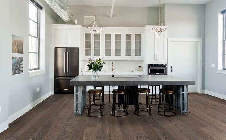 canada beach house kitchen white cabinets
